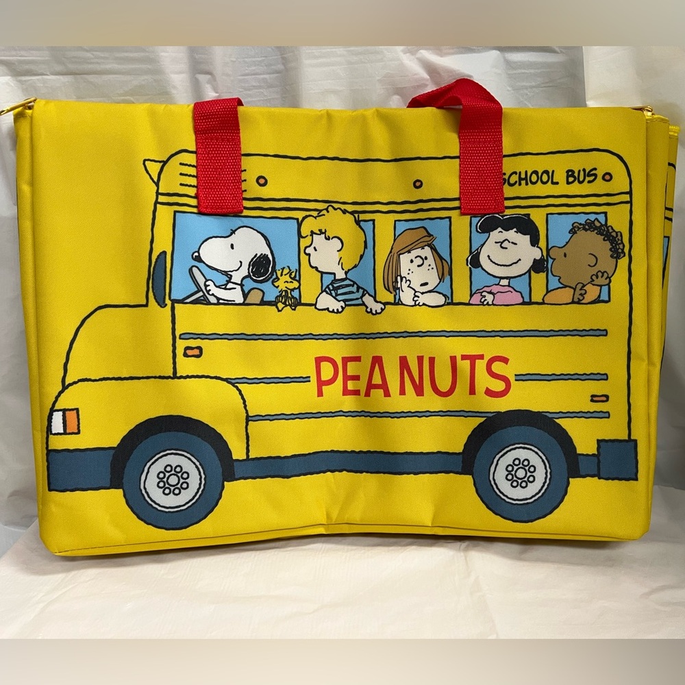 Snoopy (Peanuts) School Bus Large Insulated Cooler Ba… - Gem